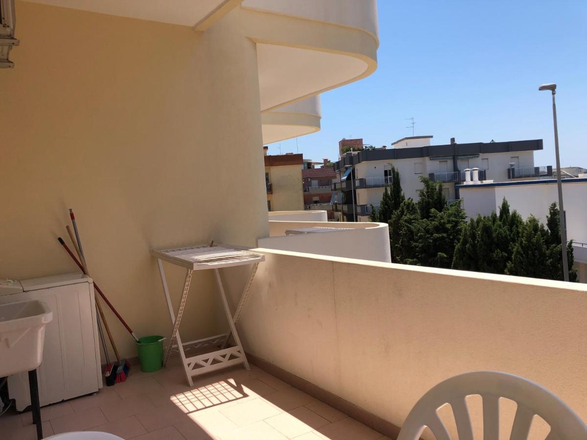 فيلا Residenza Iris Vista Mare غالّيبولي المظهر الخارجي الصورة