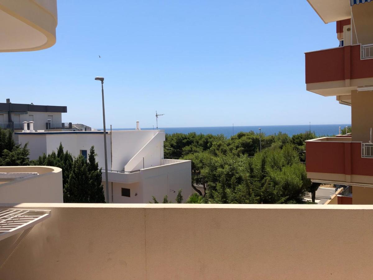 فيلا Residenza Iris Vista Mare غالّيبولي المظهر الخارجي الصورة